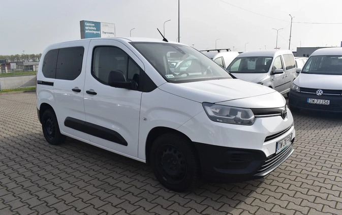 Toyota Proace City Verso cena 76100 przebieg: 89654, rok produkcji 2020 z Siemianowice Śląskie małe 704